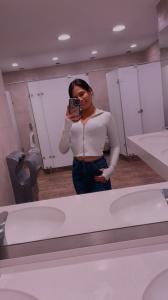 677659046: Chica busca chico en La Coruña