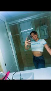 677659046: Chica busca chico en La Coruña