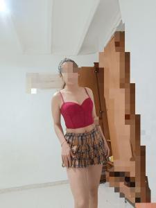 641362919: Chica busca chico en Barcelona