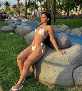 665559413: Chica busca chico en Alicante