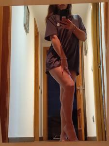 643014311: Chica busca chico en Málaga