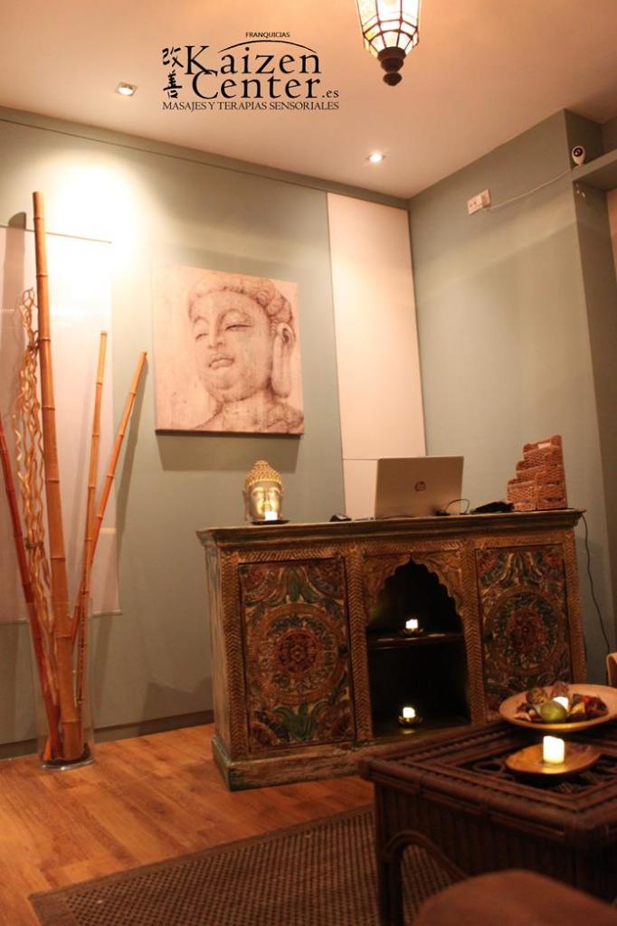 Chica busca chico en Cádiz: 