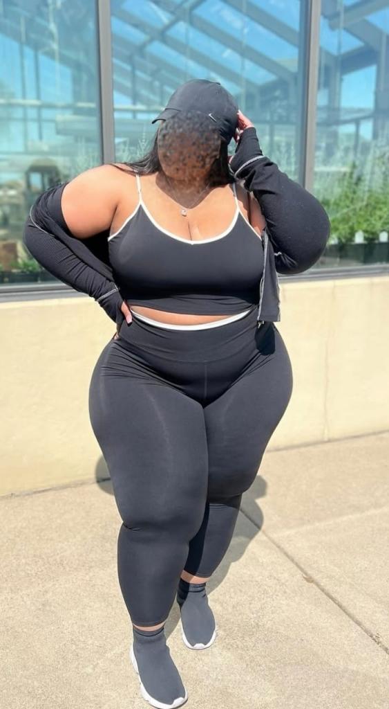 604199010: Chica busca chico en Gerona