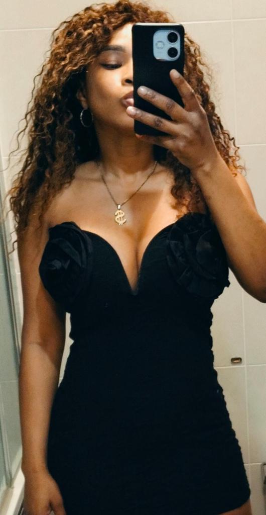 658438742: Chica busca chico en Cantabria