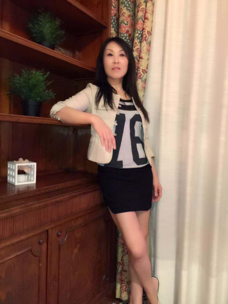 674487340: Chica busca chico en Gerona