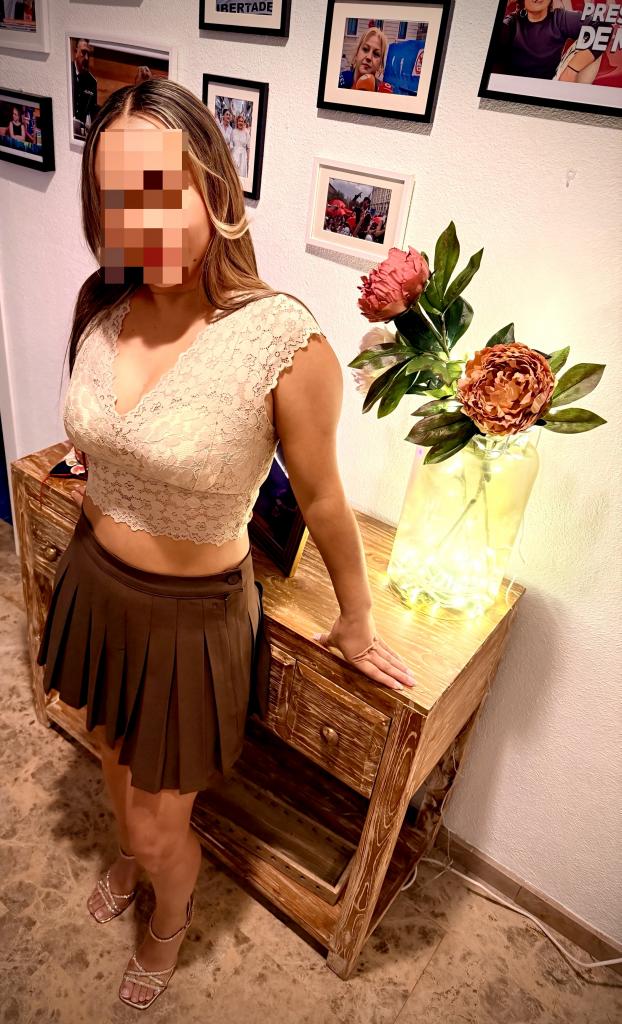 624315205: Chica busca chico en Valencia