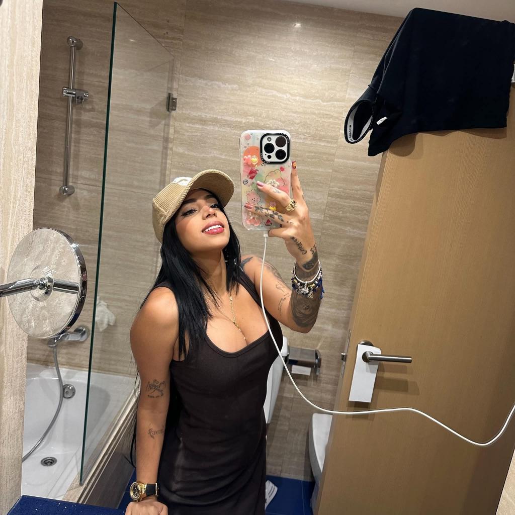 Chica busca chico en Almería: 