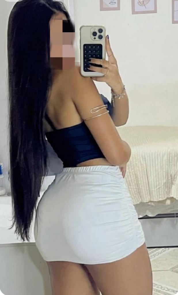 Chica busca chico en Cádiz: 