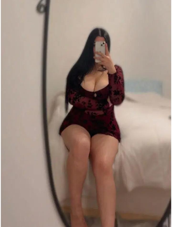 685820527: Chica busca chico en Barcelona