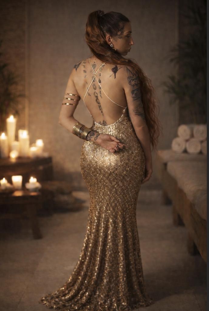 669224878: Chica busca chico en Barcelona