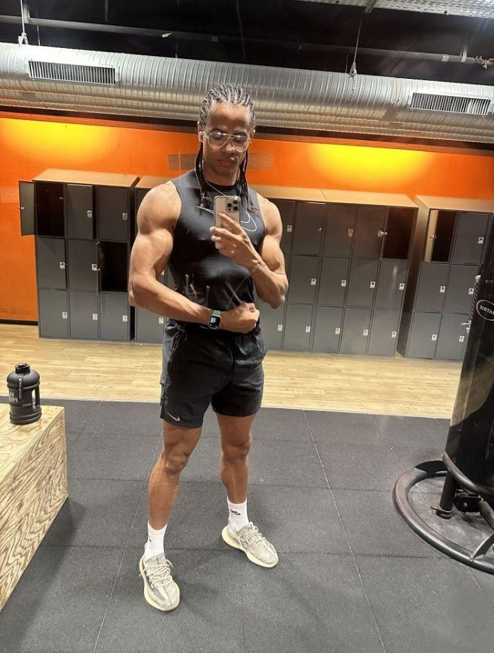 664703850: Chico busca chica en Madrid