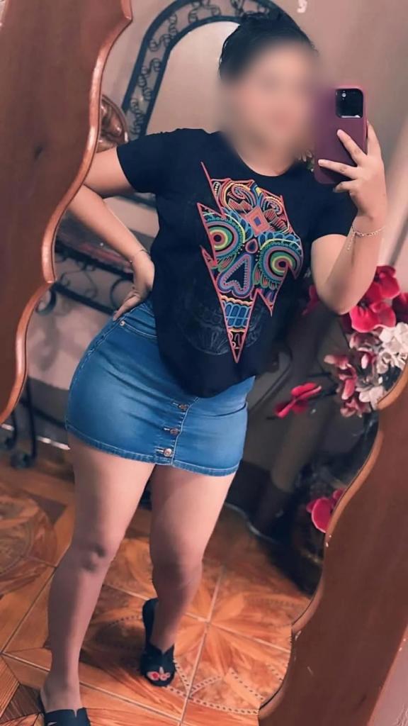 Chica busca chico en Granada: 