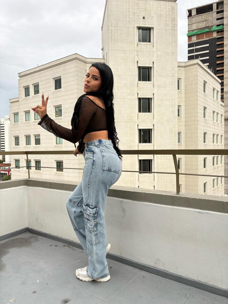 666413955: Chica busca chico en Badajoz