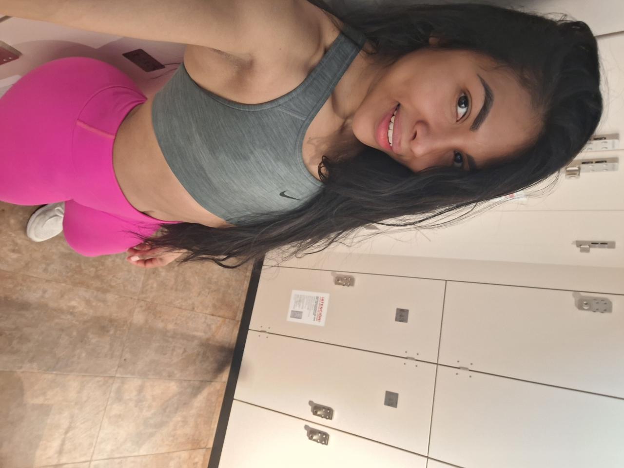 Chica busca chico en Granada: 