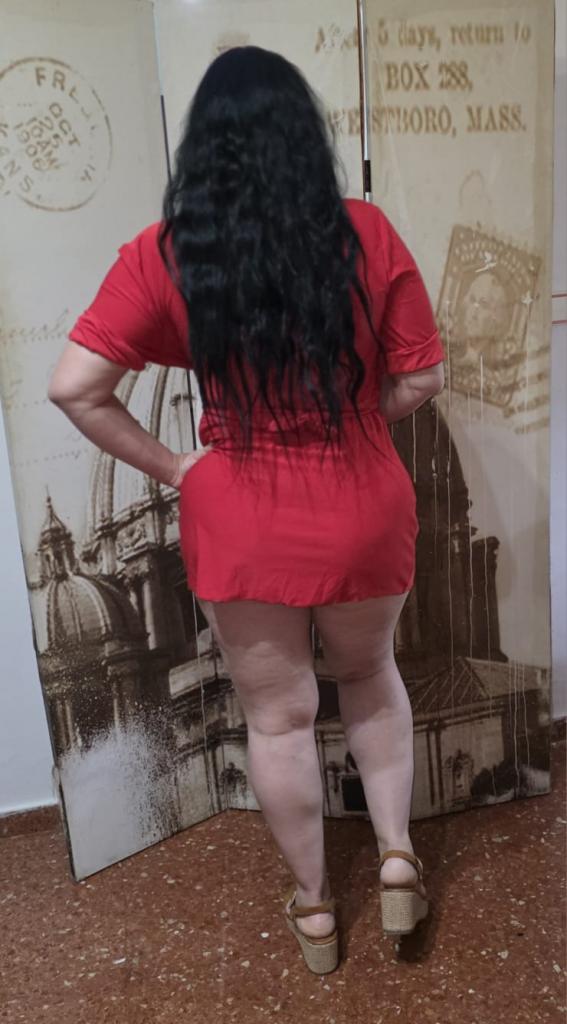 Chica busca chico en Almería: 