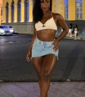 641986631: Chica busca chico en La Coruña