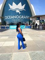 658074194: Chica busca chico en Valencia