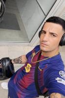 618794260: Chico busca chica en Barcelona