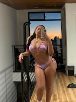 631217333: Chica busca chico en Gerona