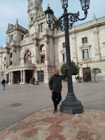 641562908: Chico busca chica en Valencia