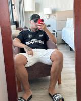 642006438: Chico busca chica en Barcelona