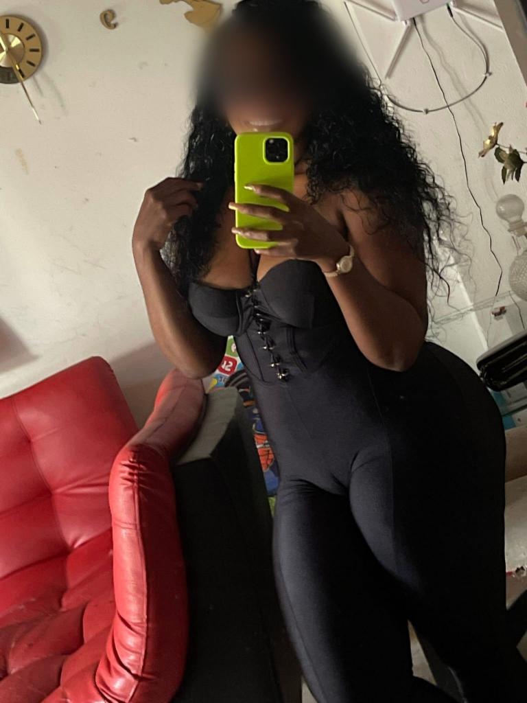 Chica busca chico en Málaga: 