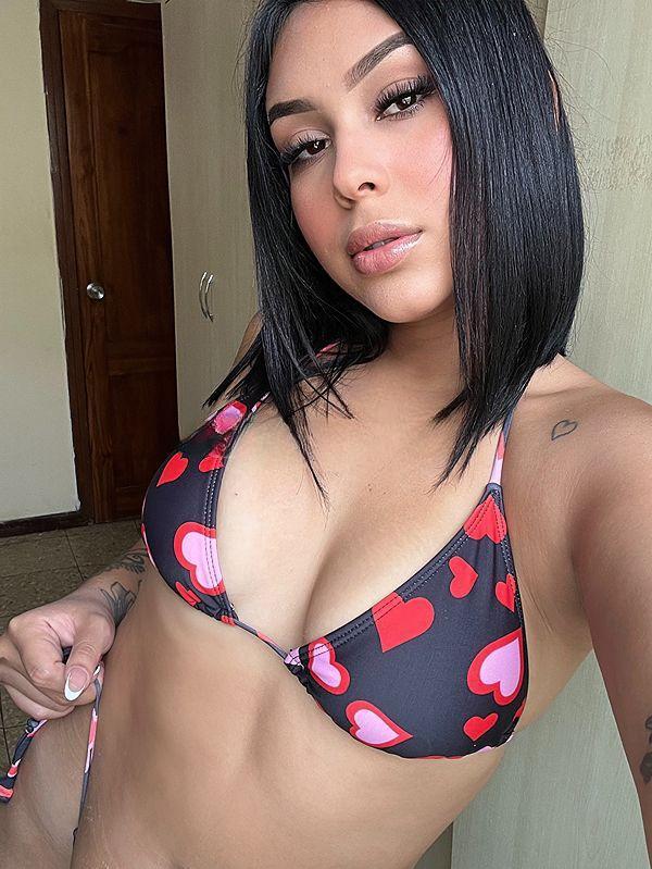 Chica busca chico en Almería: 