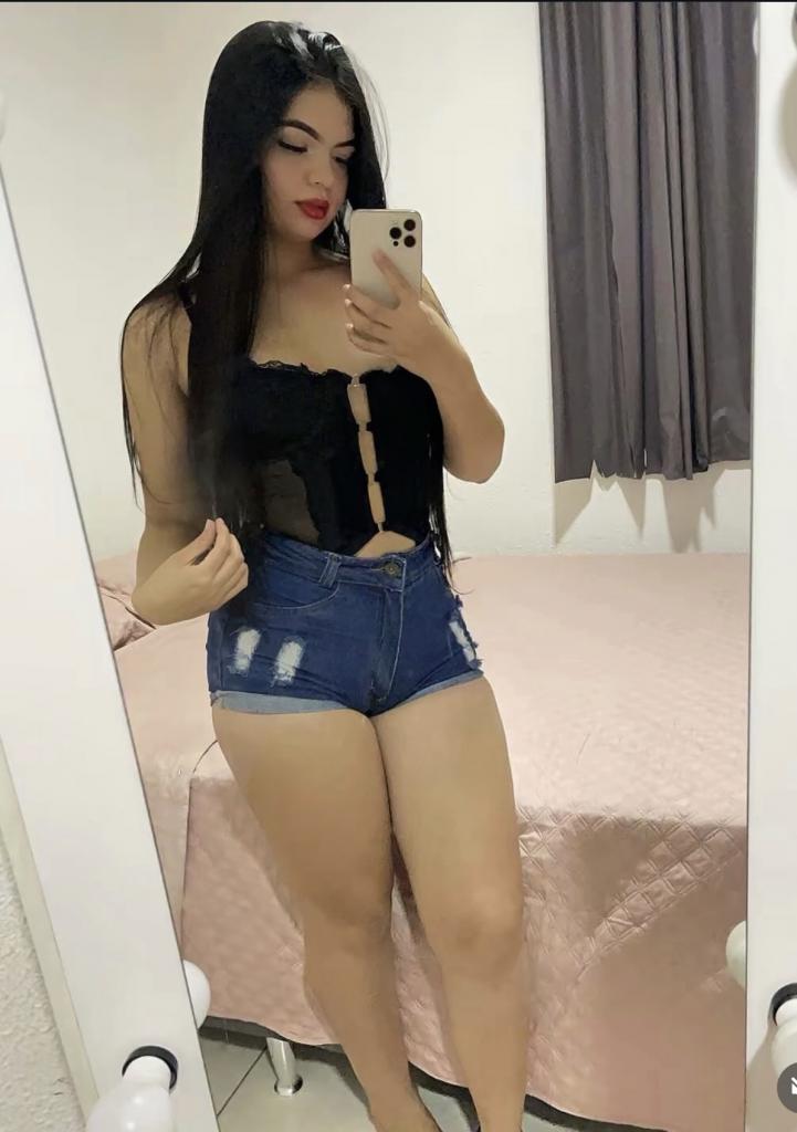 652047296: Chica busca chico en León