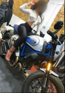 635223326: Chica busca chico en Sevilla