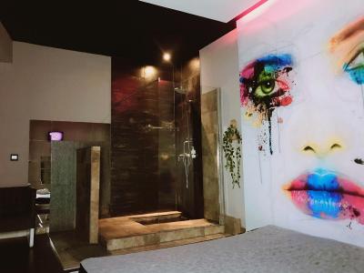 Chica busca chico en Barcelona: 