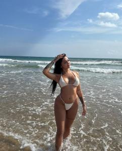 612290557: Chica busca chico en Madrid