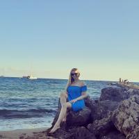 645708528: Chica busca chico en Gerona