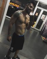 641035300: Chico busca chica en Pontevedra