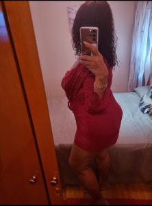 604312247: Chica busca chico en Madrid