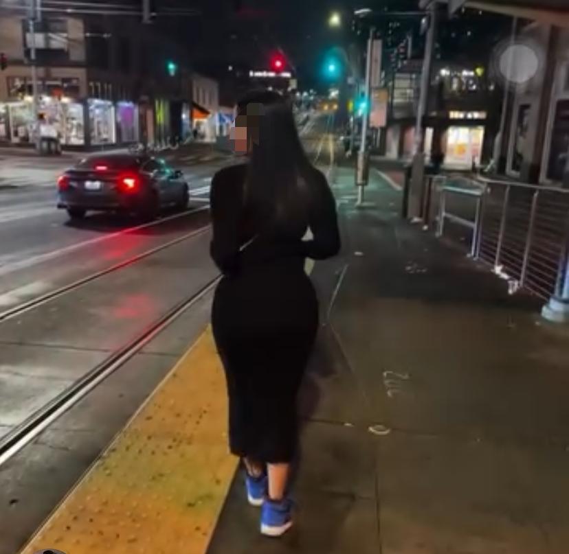 Chica busca chico en Tenerife: 