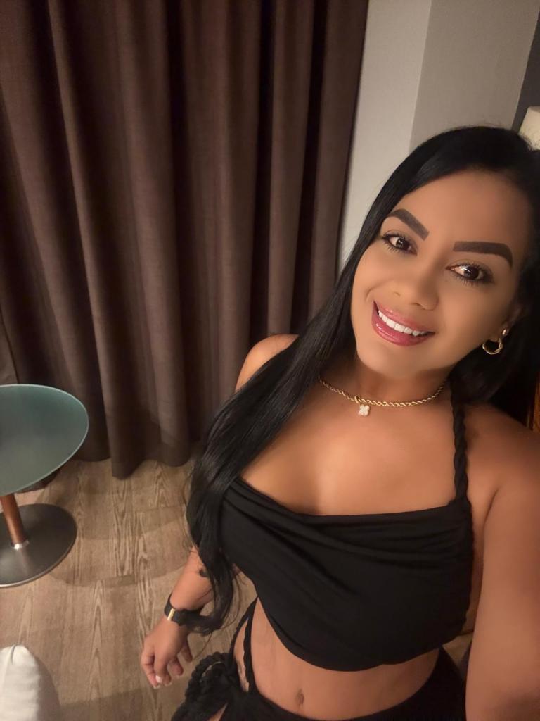 658727040: Chica busca chico en Tenerife