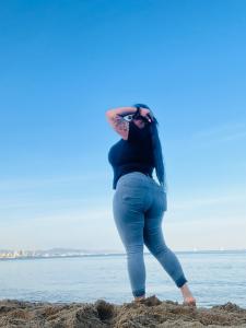 604105088: Chica busca chico en Barcelona