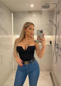 674020714: Chica busca chico en León