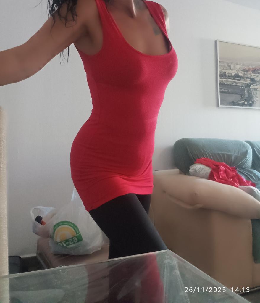 Chica busca chico en Almería: 