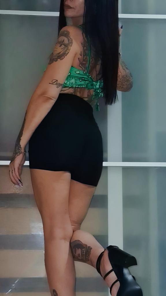 Chica busca chico en Almería: 