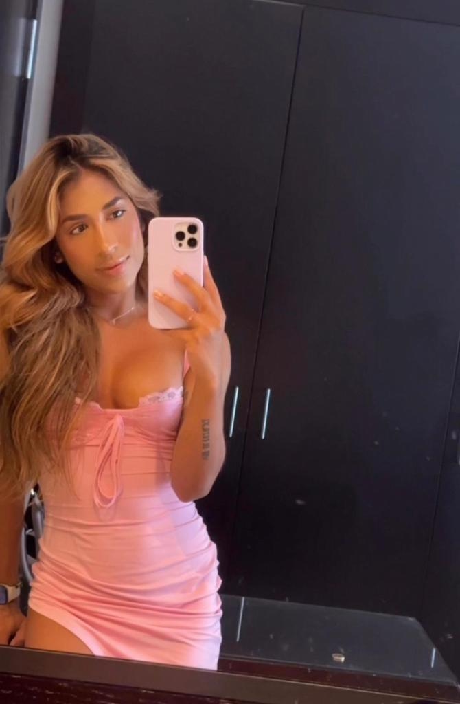 670671830: Chica busca chico en Madrid