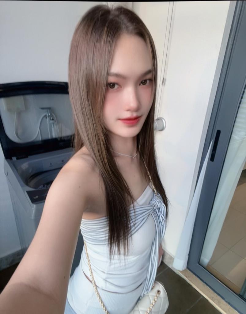 688149189: Chica busca chico en Barcelona