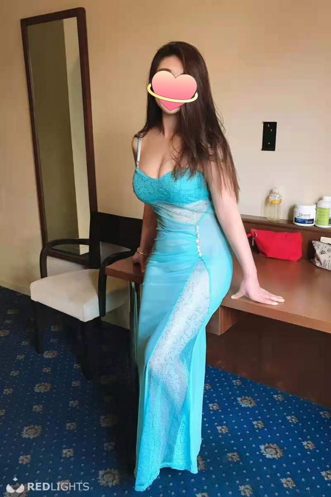 687290529: Chica busca chico en León