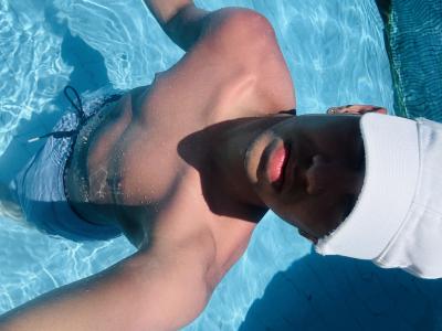 658755101: Chico busca chica en Sevilla