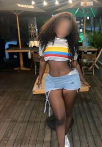 604206429: Chica busca chico en Tenerife