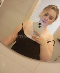 658503267: Chica busca chico en Barcelona