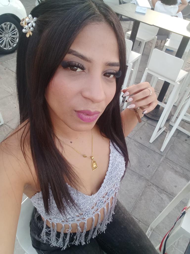 Chica busca chico en Sevilla: 