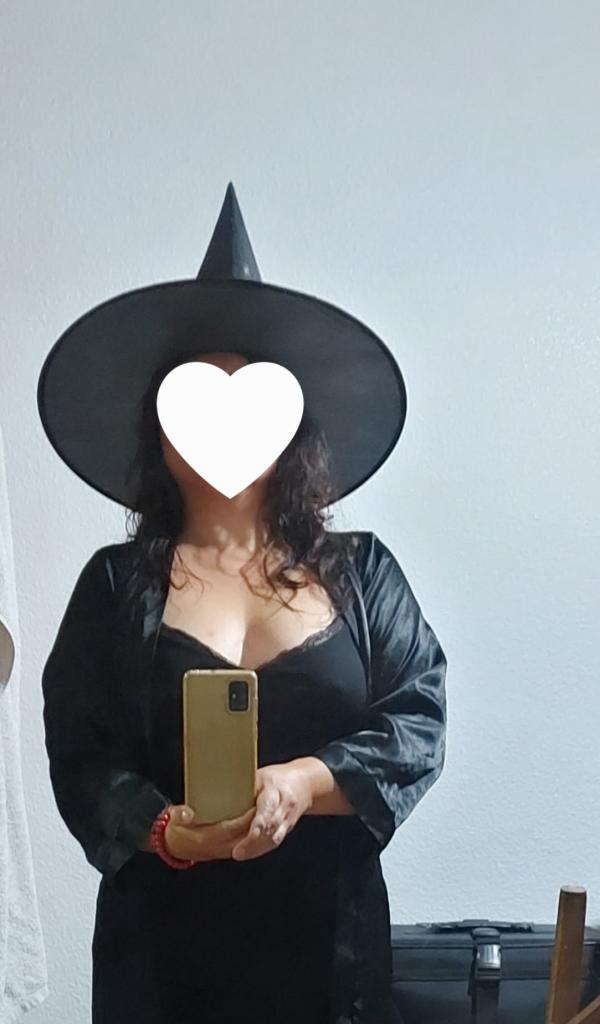 Chica busca chico en Almería: 
