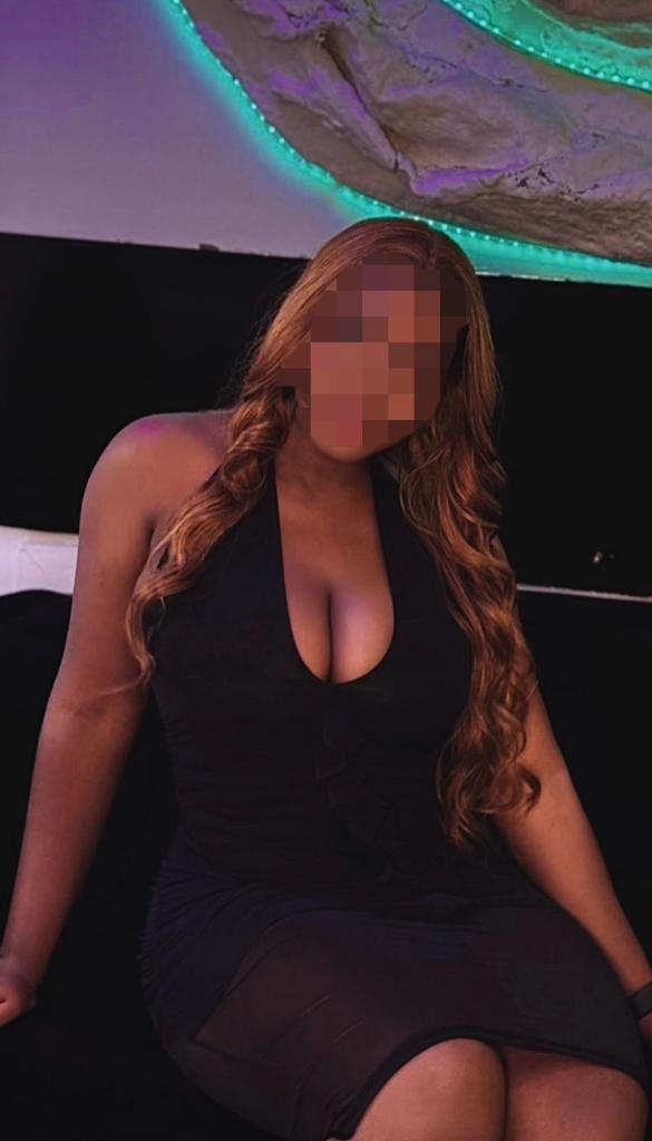 674084203: Chica busca chico en Tenerife