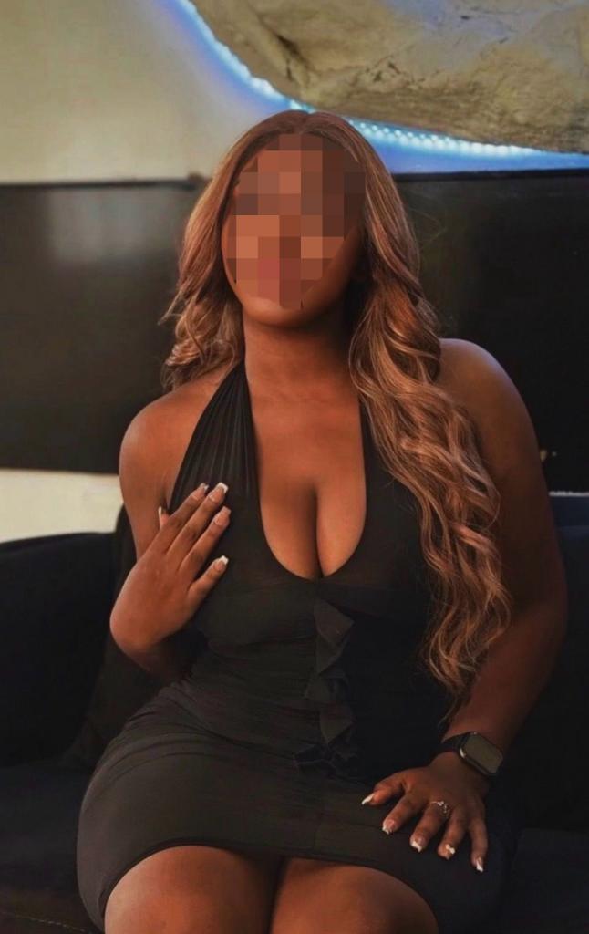 674084203: Chica busca chico en Tenerife